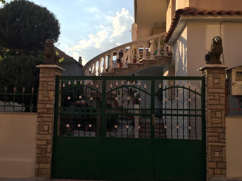 Vila Ridvani Korce Exterior foto